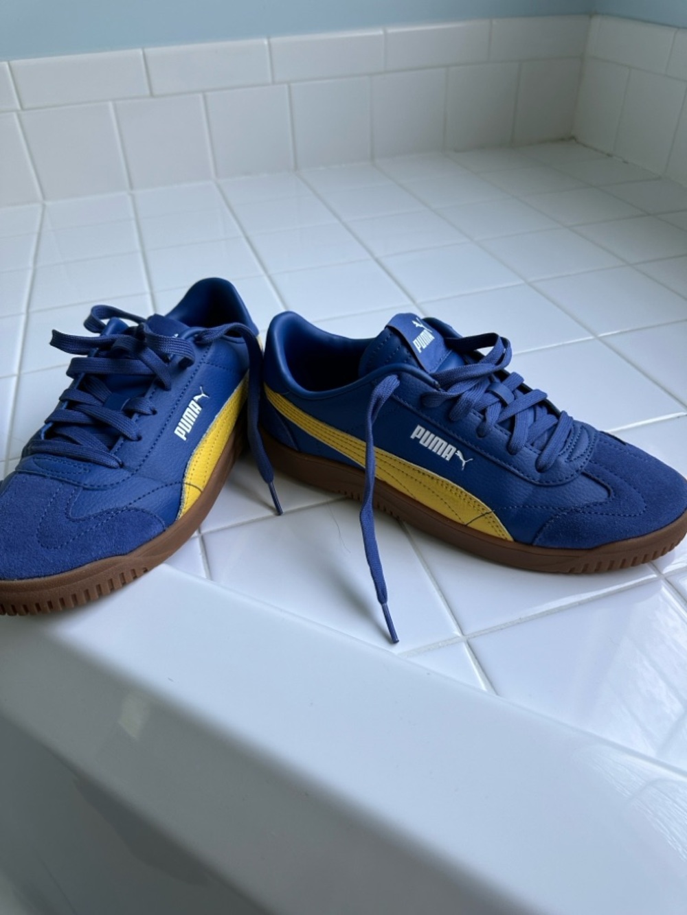 Puma Blue and Yellow Sneakers, Like new, Youth size 6, Kids Club 5V5